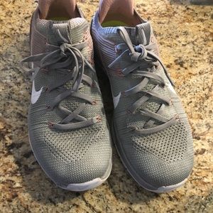 Women’s Nike metcon